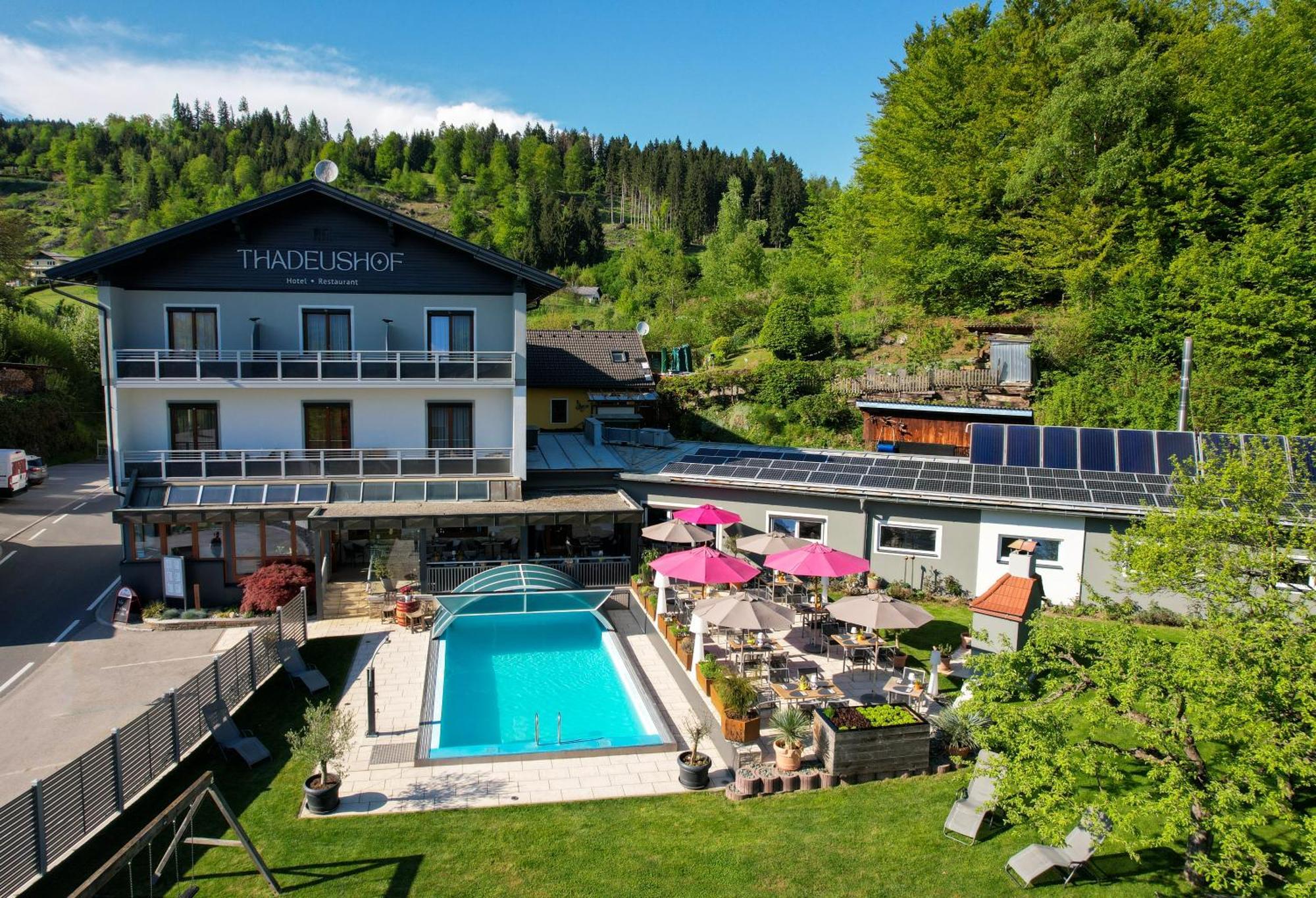 Hotel Restaurant Thadeushof Techelsberg Esterno foto